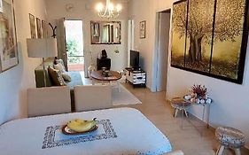 Eugenia Apartment