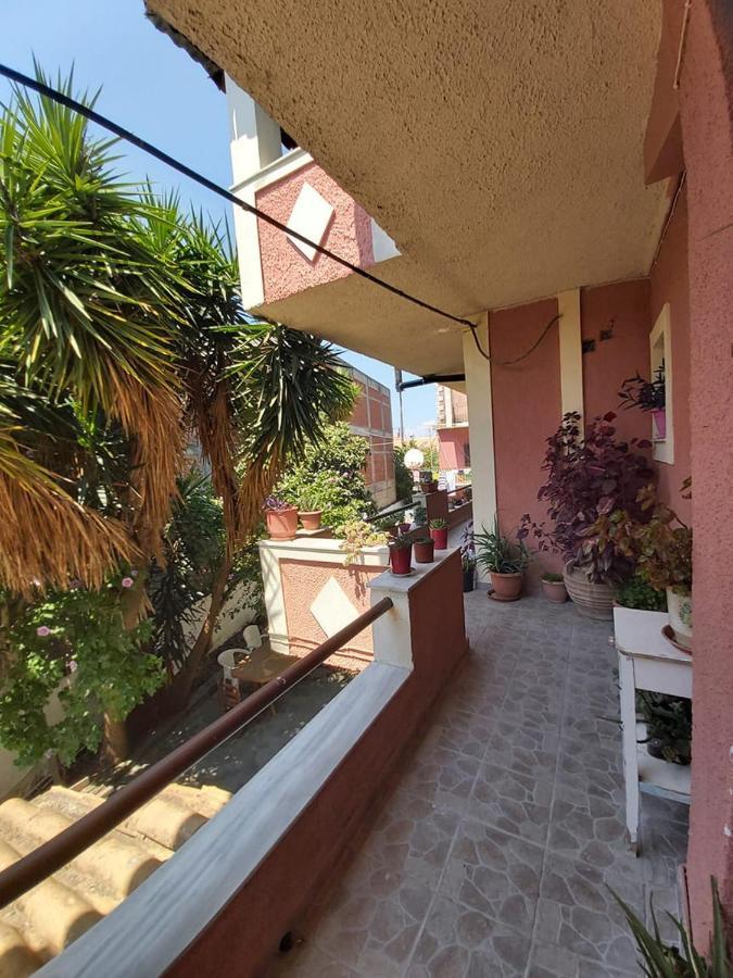 Eugenia Apartment Πέραμα Εξωτερικό φωτογραφία